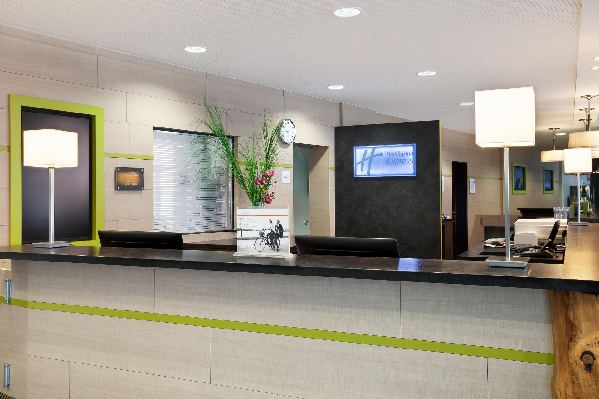Vista Lobby Holiday Inn Express Augsburg by IHG