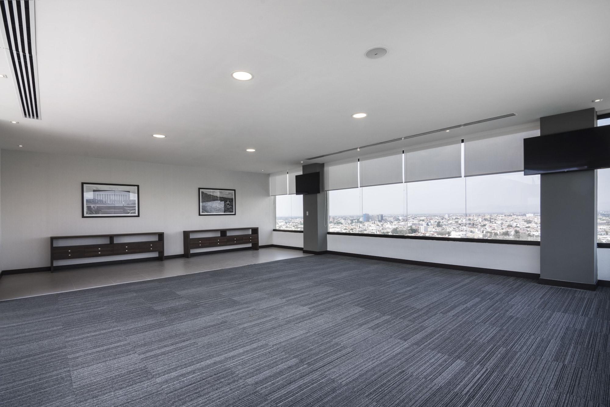 Sala de Reuniones Hampton Inn San Luis Potosi