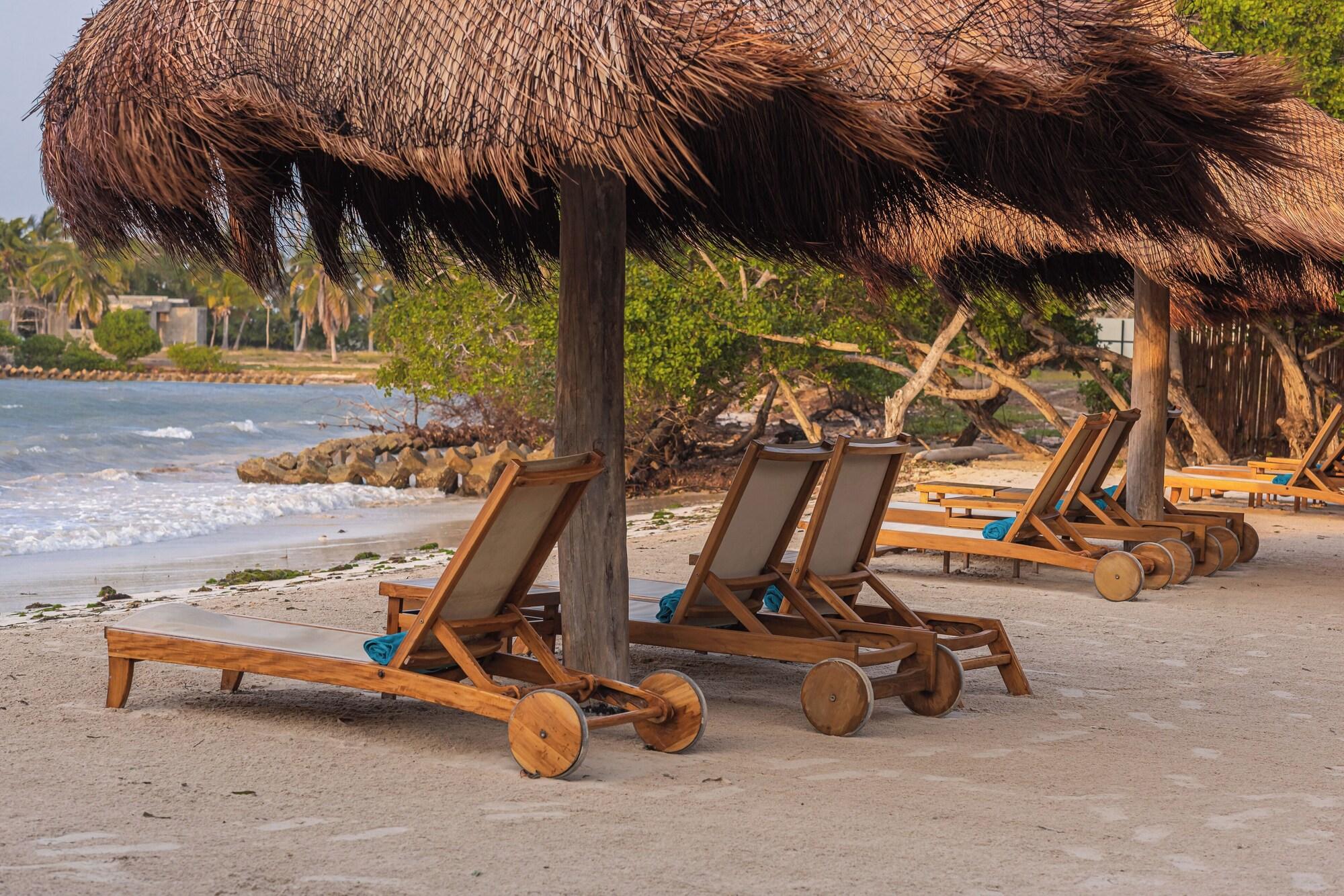 Vista Exterior ACASI Rustic Beach