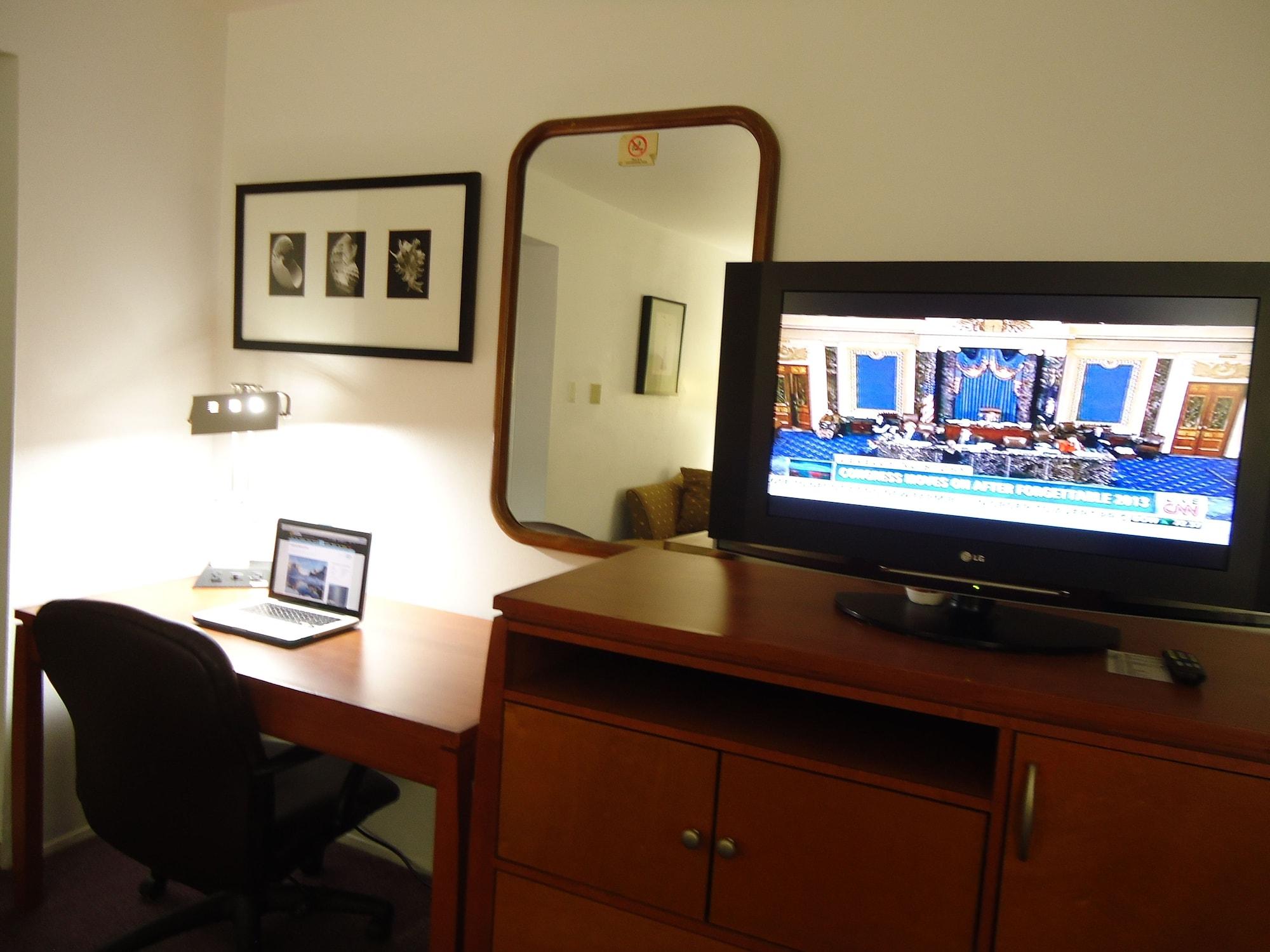 Set de Habitación Maple Inn & Suites