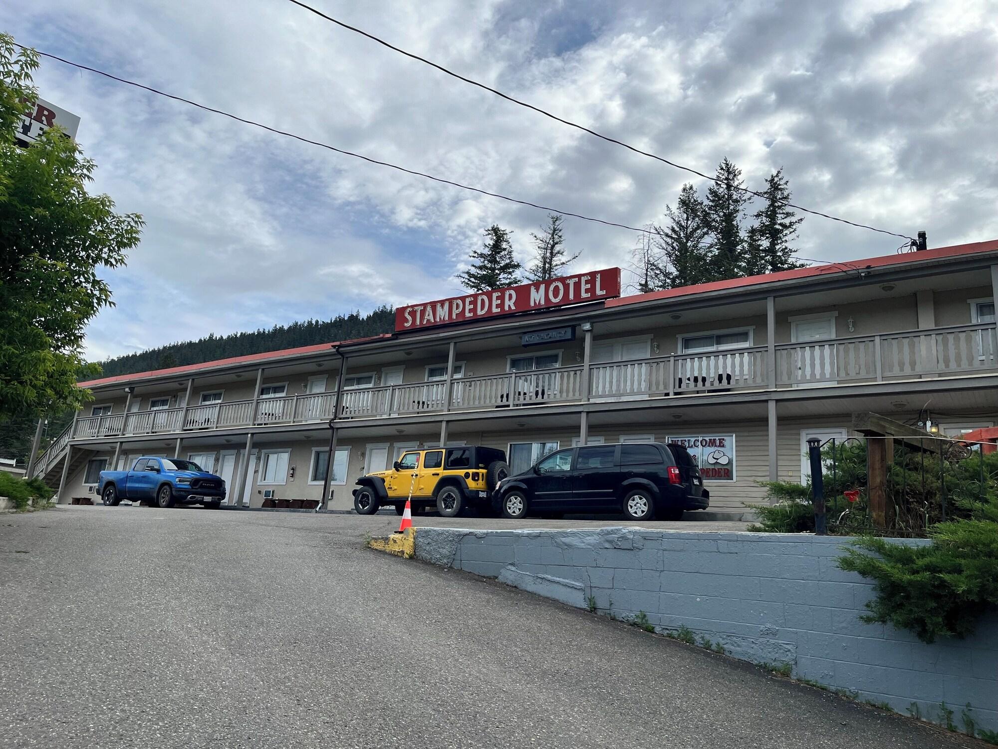 Varios Stampeder Motel