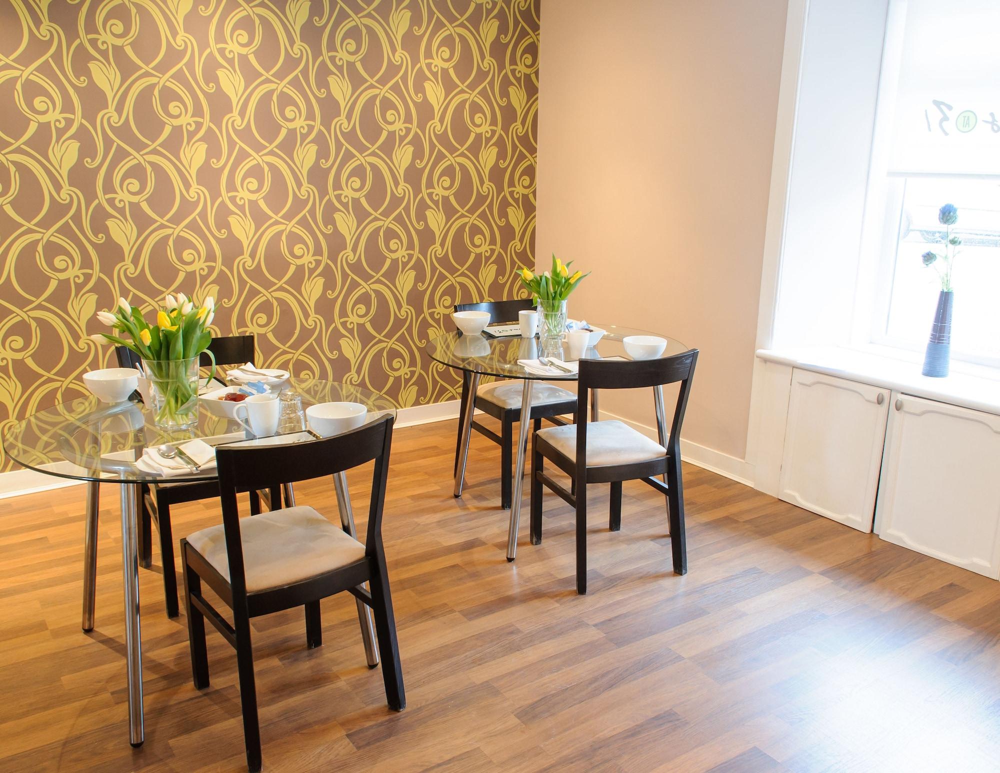 Restaurant Rooms at 31