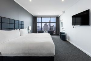 Alquiler Vacacional - Panoramic 3 Bedroom Corner  Suite at Liverpool Sydney CBD