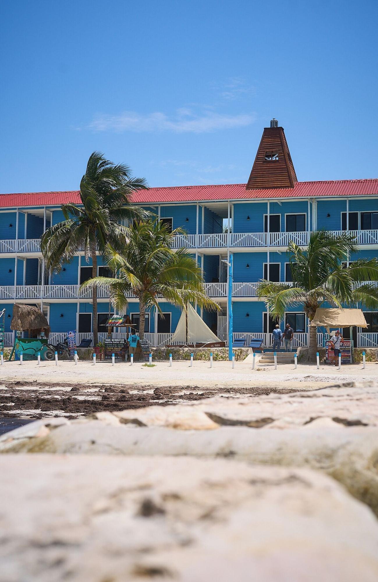 Playa El Faro Beach Front by ÓOL Hotels