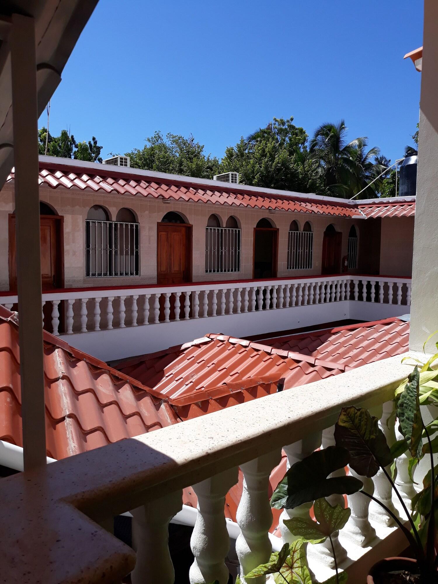 Varios Hostal D Oleo Méndez