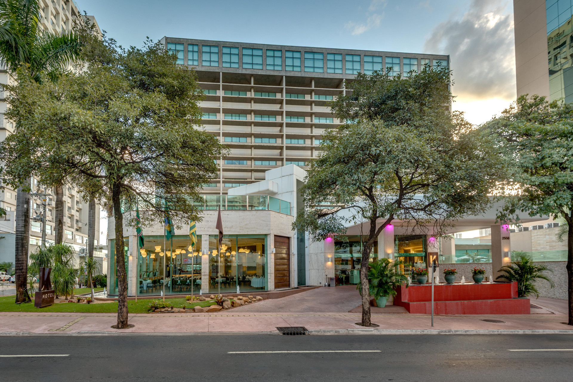 Vista Exterior K Hotel