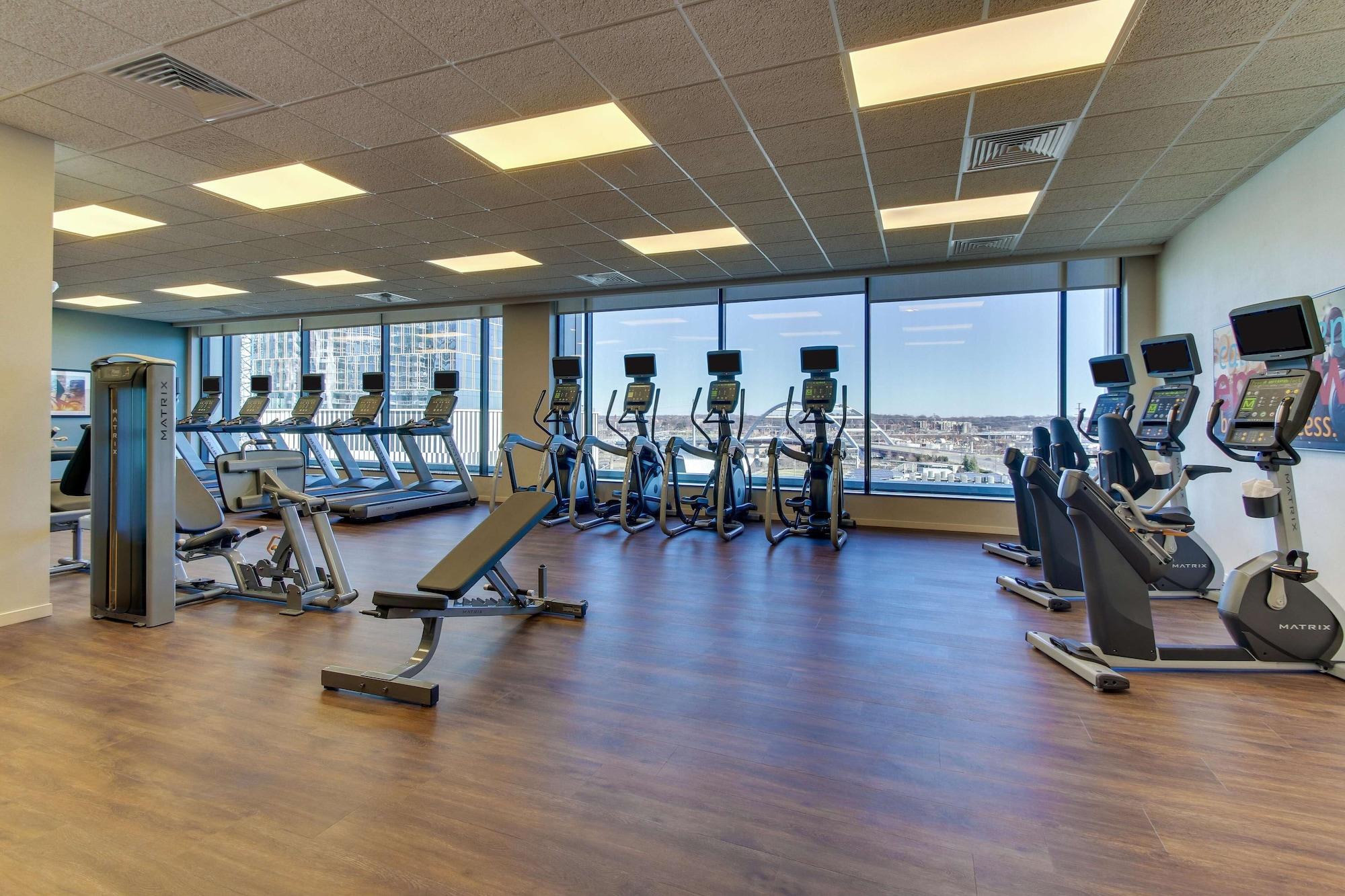 Gimnasio Drury Plaza Hotel Nashville Downtown