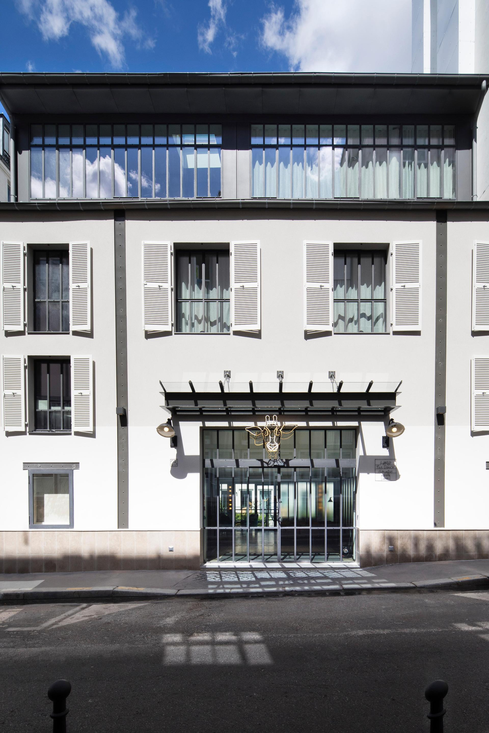 Vista Exterior Hotel Les Deux Girafes