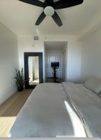 Alquiler Vacacional - Modern High-Rise Condo in Downtown LA - WiFi, AC, and Stunning Views