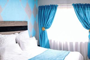 Alquiler Vacacional - Spacious 4-bedroom house in tranquil Germiston with WiFi
