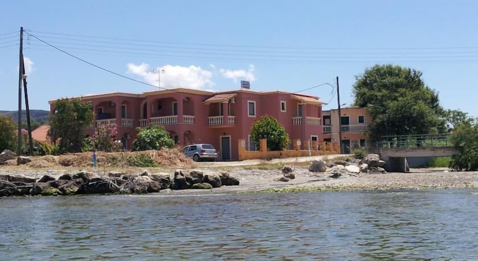 Playa Makris Apartments