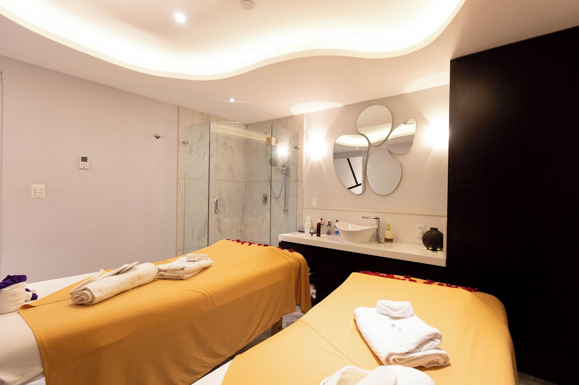 Spa HS HOTSSON Hotel Silao