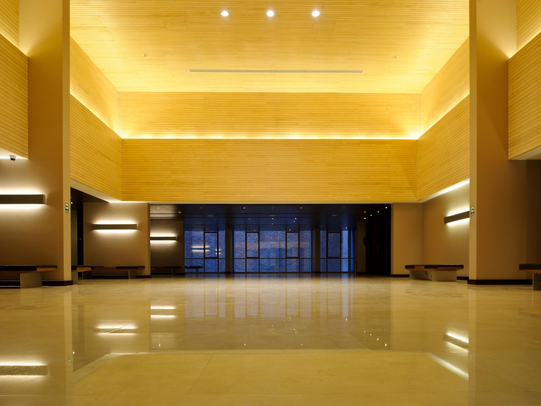 Vista Lobby NOI Vitacura
