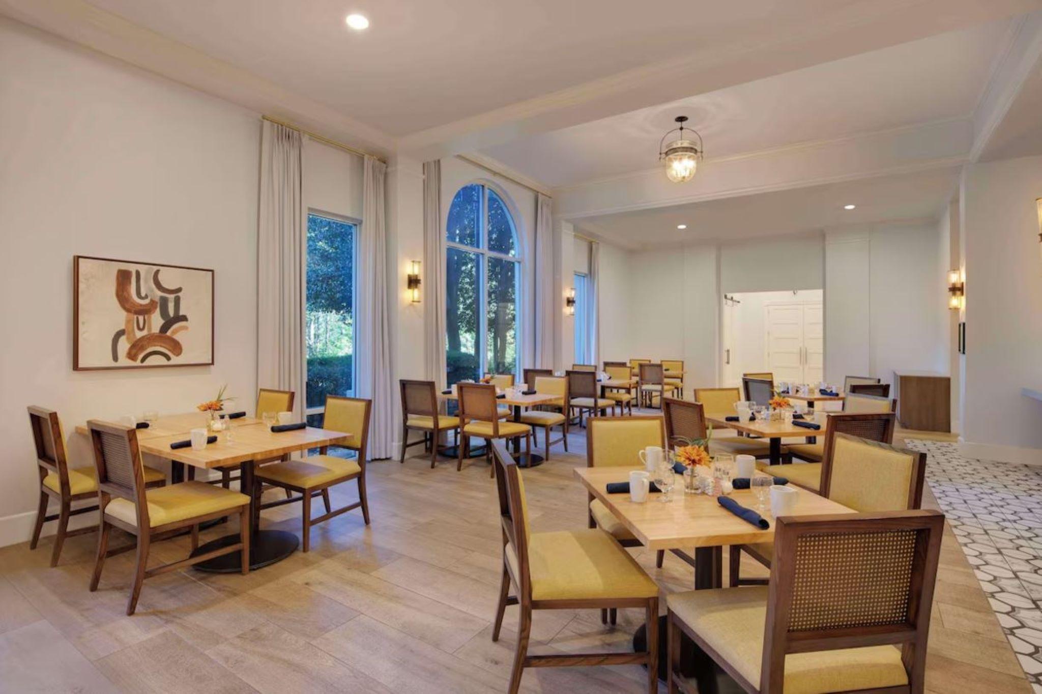 Restaurant DoubleTree by Hilton Atlanta - Roswell
