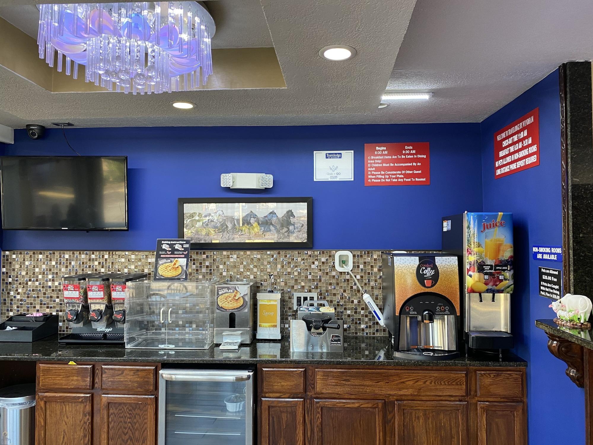 Restaurant Travelodge by Wyndham Jackson I-40 Exit 82