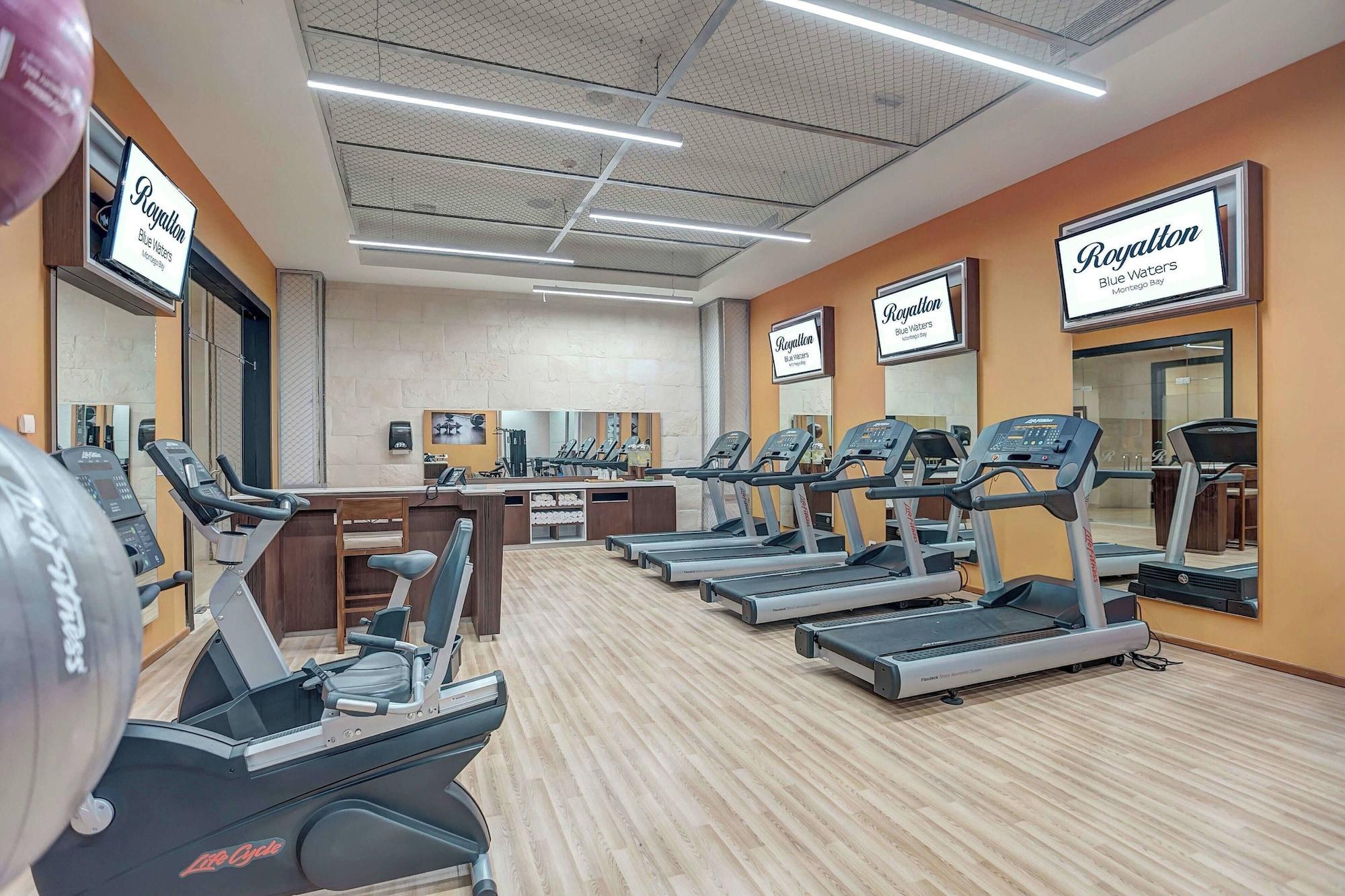 Gimnasio Royalton Blue Waters Montego Bay, An Autograph Collection All Inclusive Resort
