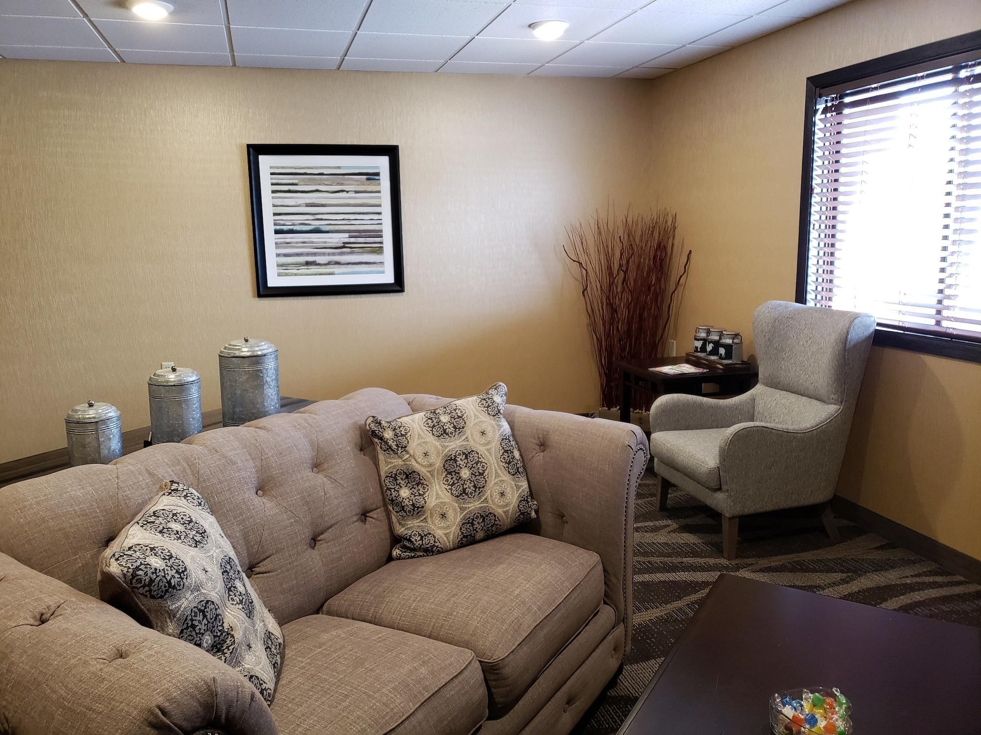 Vista Lobby Cobblestone Inn Suites Merrill