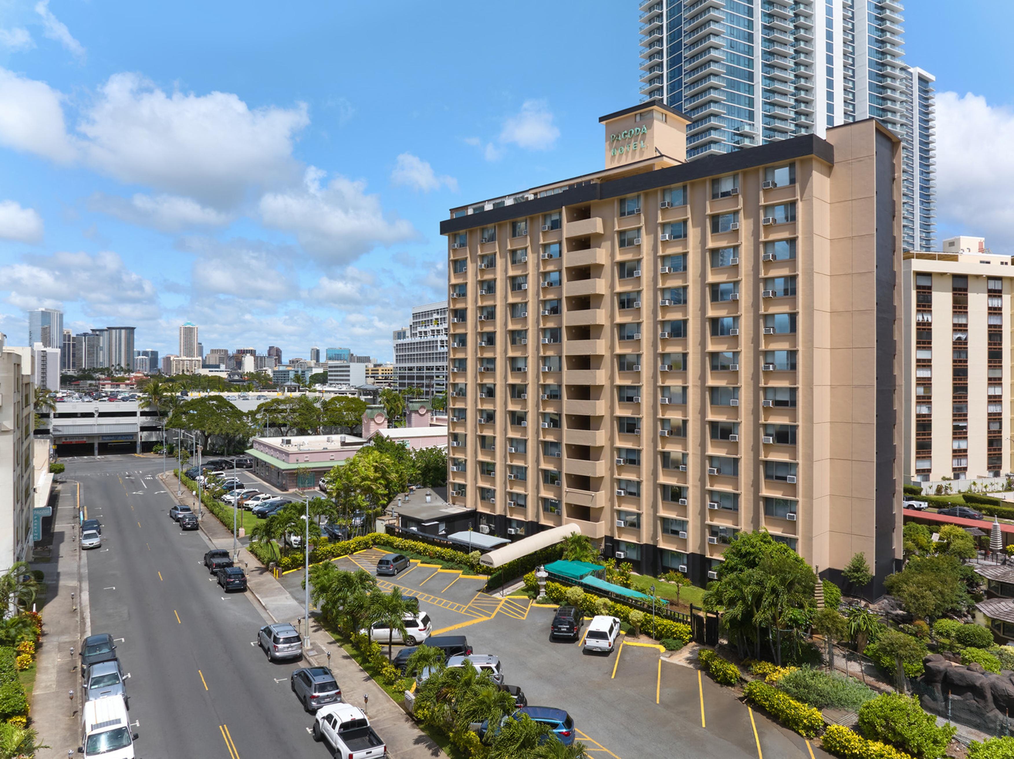 Vista Exterior Pagoda Hotel