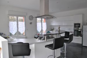 Alquiler Vacacional - ARRAS BEAUTIFUL HOUSE, LARGE TERRACE WITH VIEW ON VERY NICE PARK