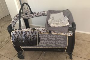 Alquiler Vacacional - Spacious Yard, Pool, Pet & Kid Friendly, Close to Everything!