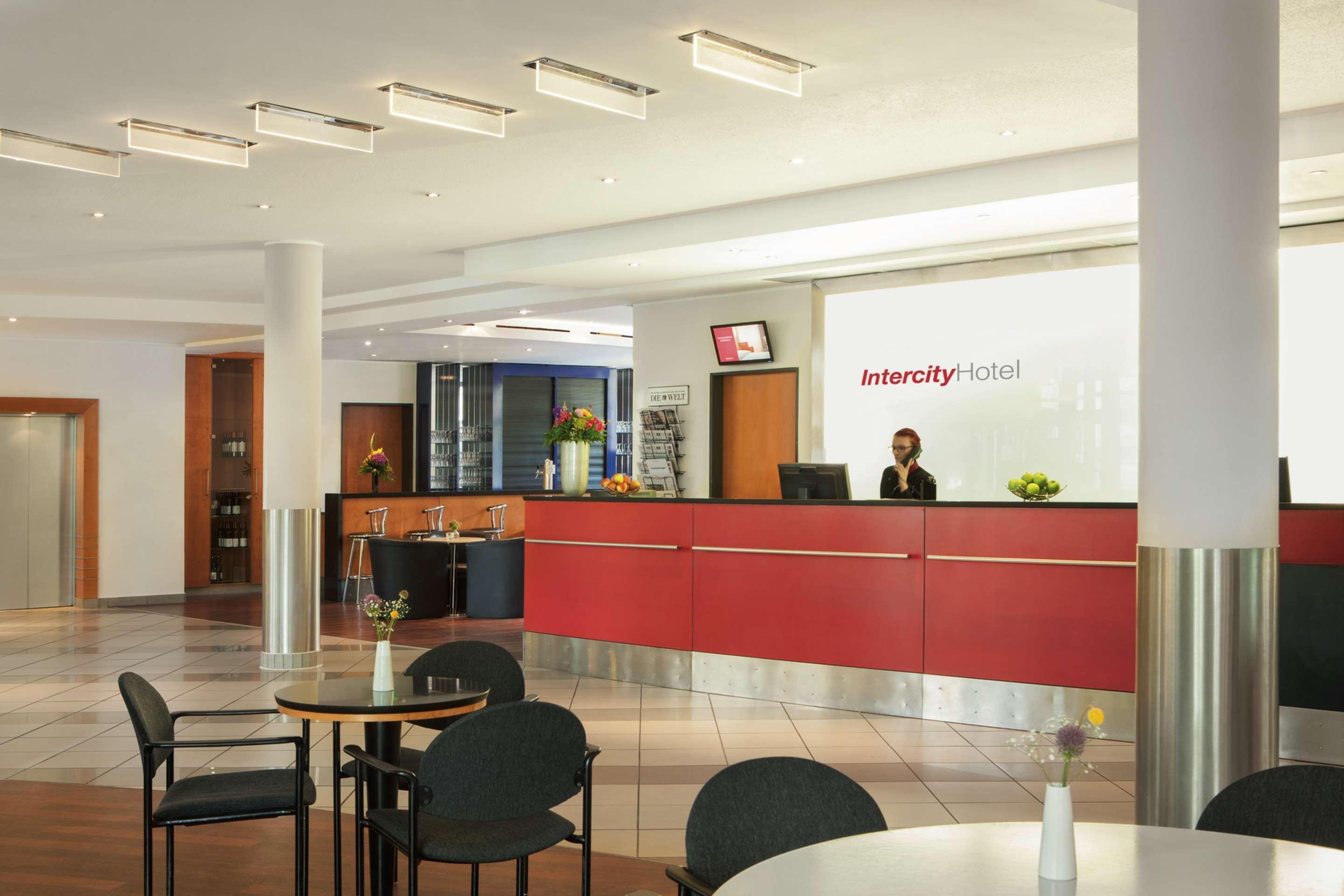 Vista Lobby IntercityHotel Magdeburg