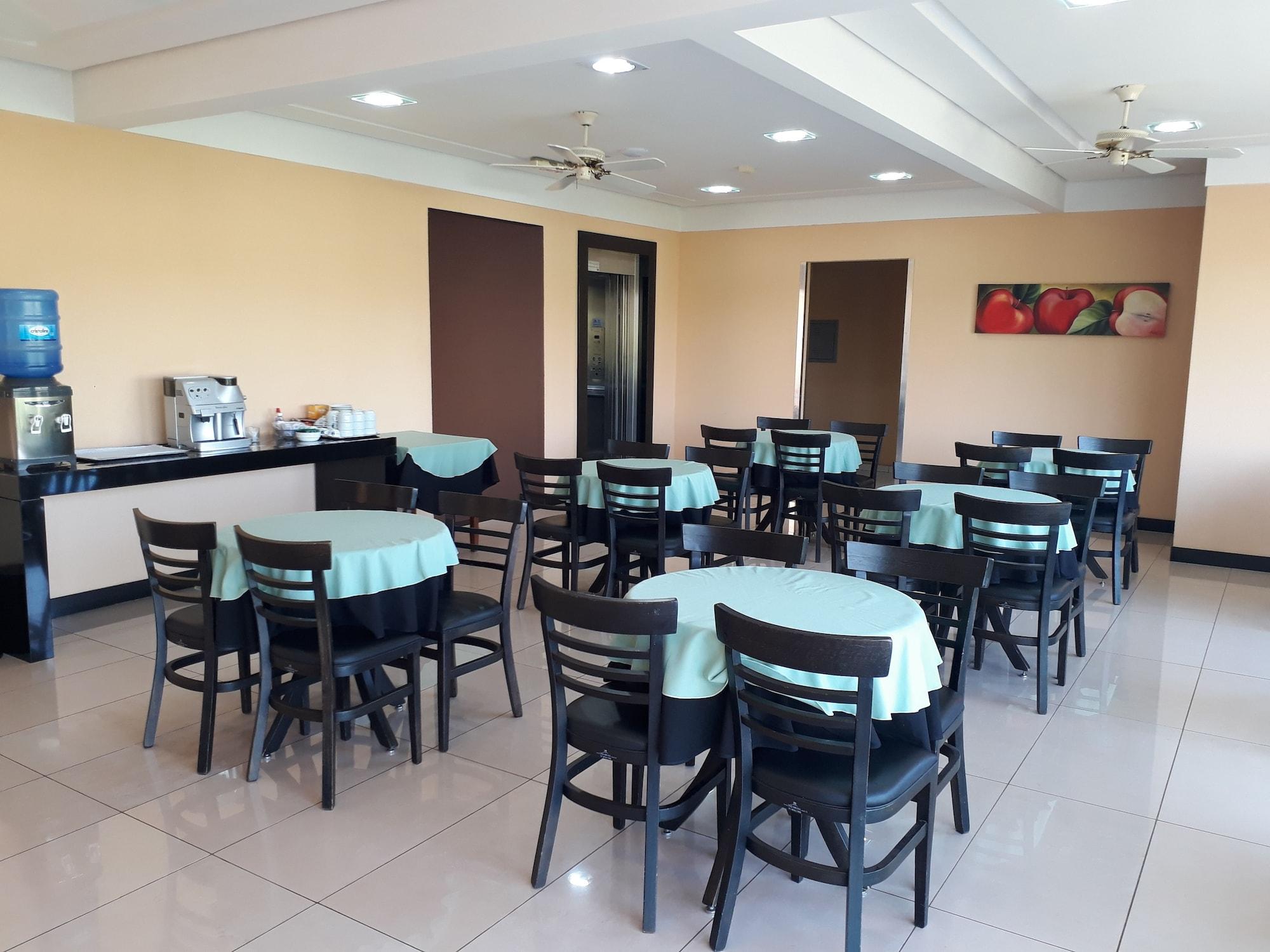 Restaurante Cristal Palace Inn