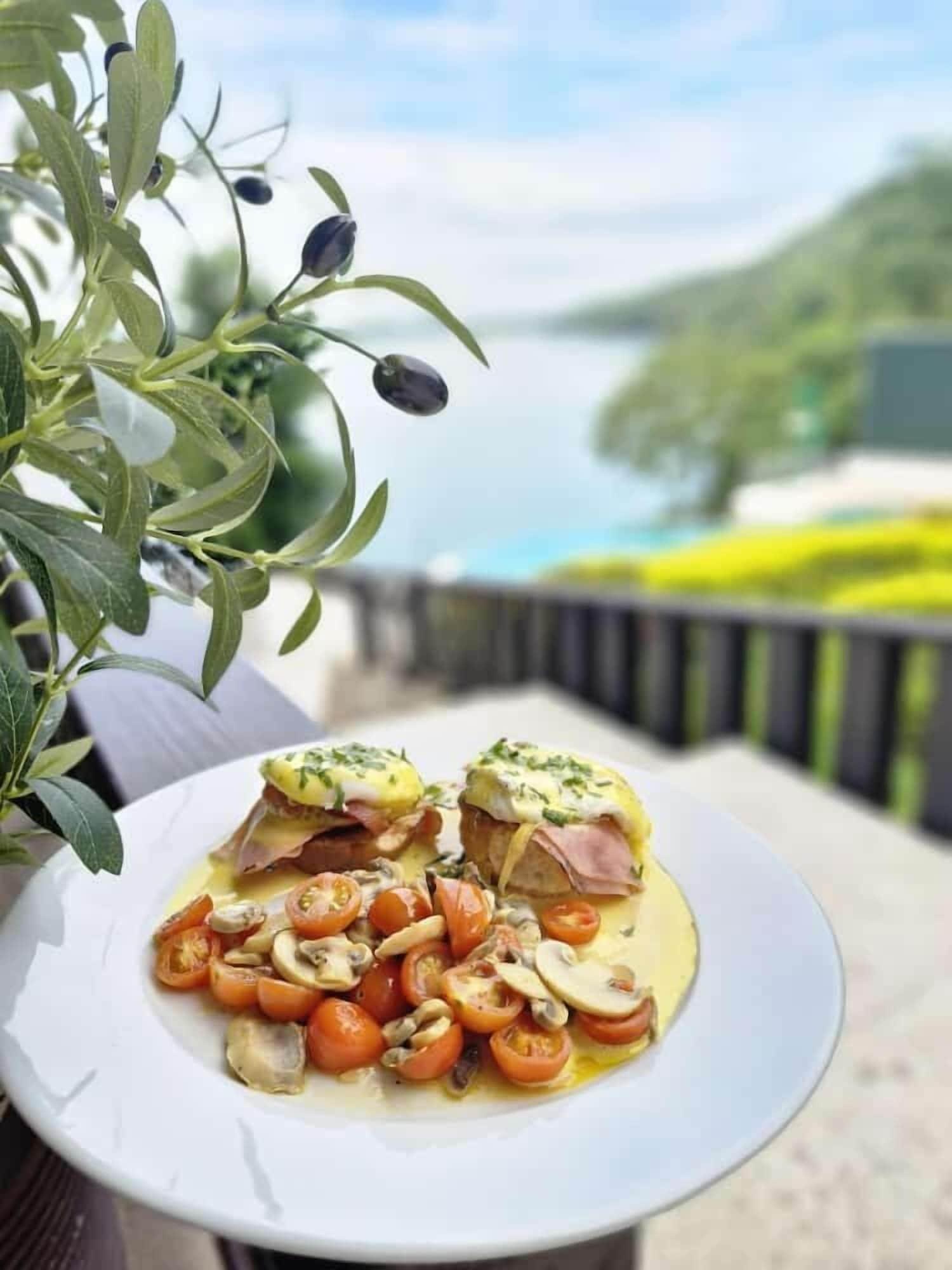 Restaurant G Boutique Hotel At San Andrés Petén