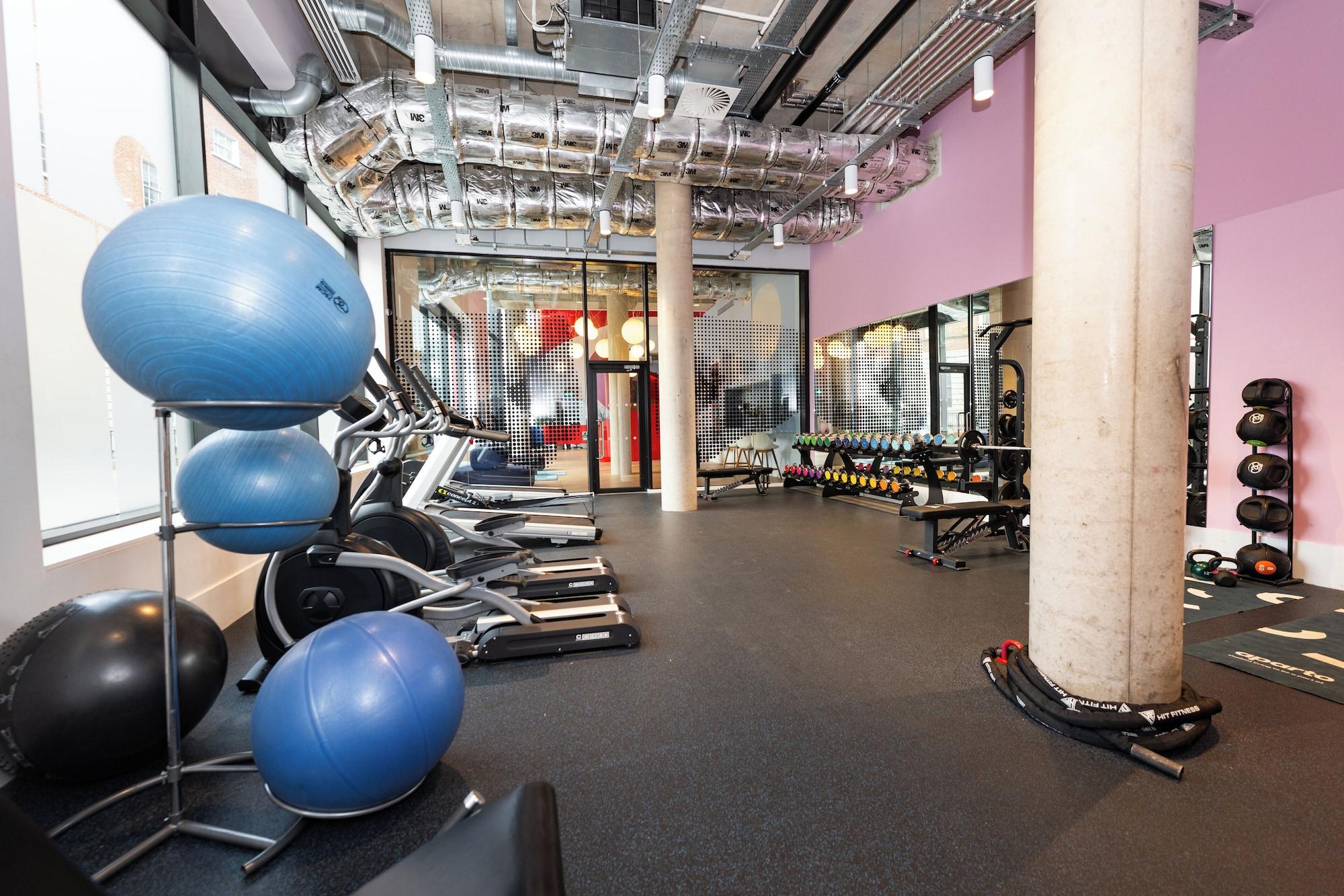 Gimnasio Stephen's Quarter - Aparto
