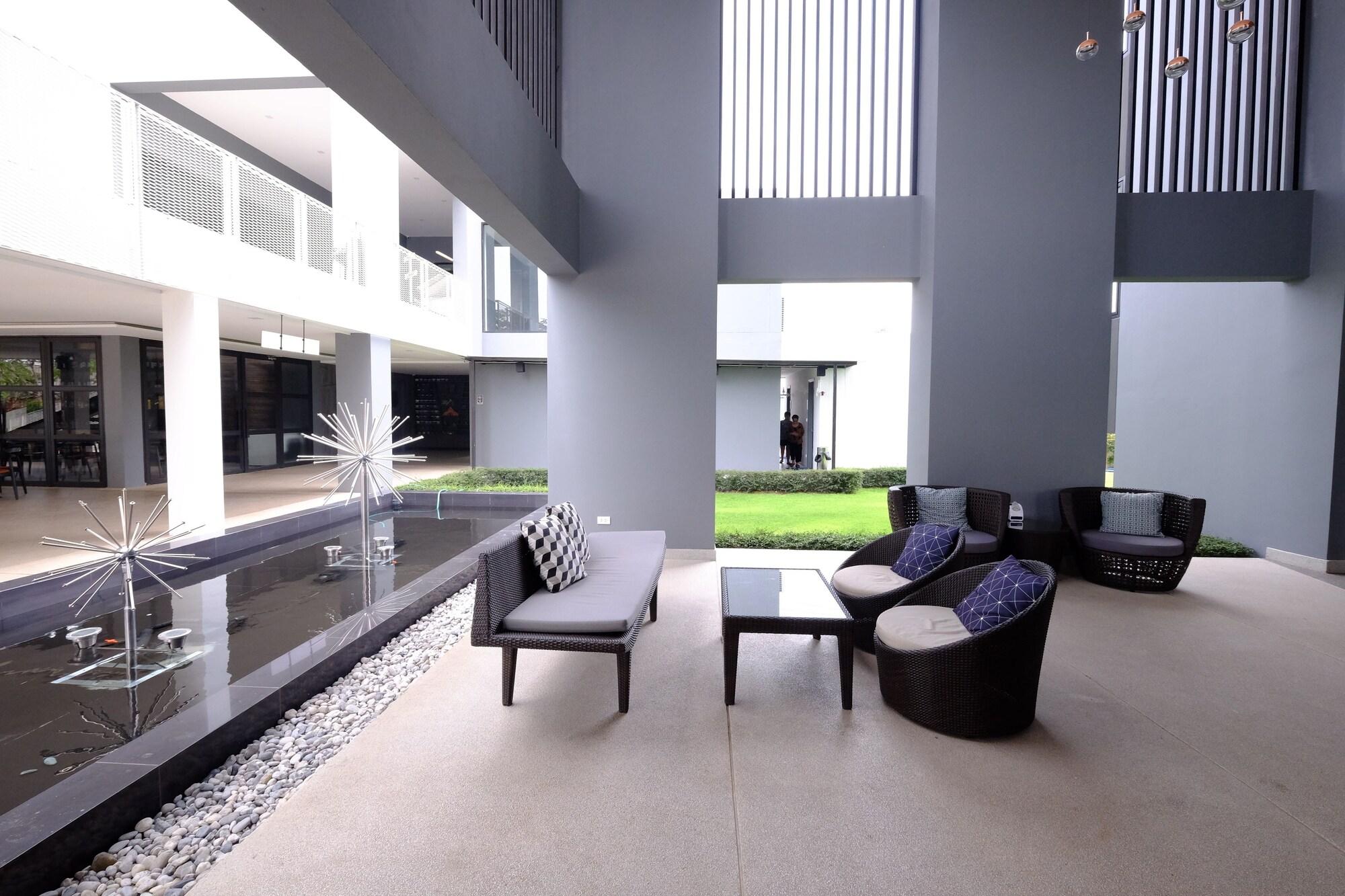 Vista Lobby R Photo Hotel