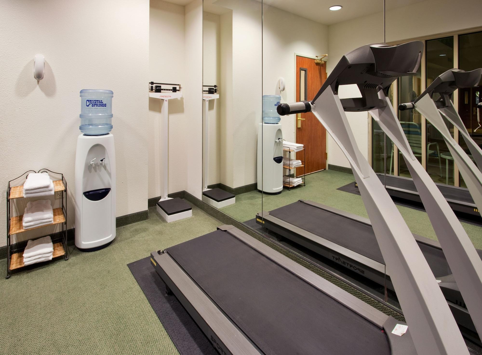 Gimnasio Holiday Inn Express & Suites Carson City by IHG