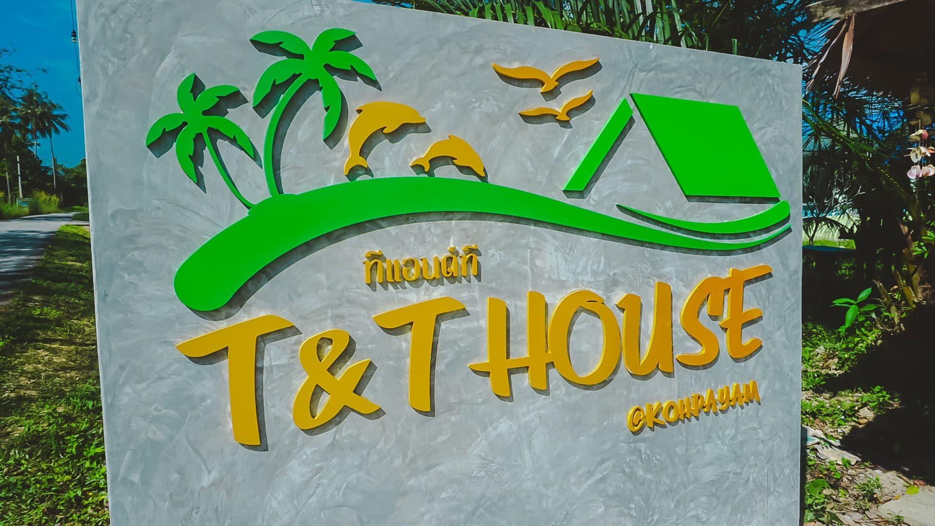 Vista Exterior T and T House - Adults Only