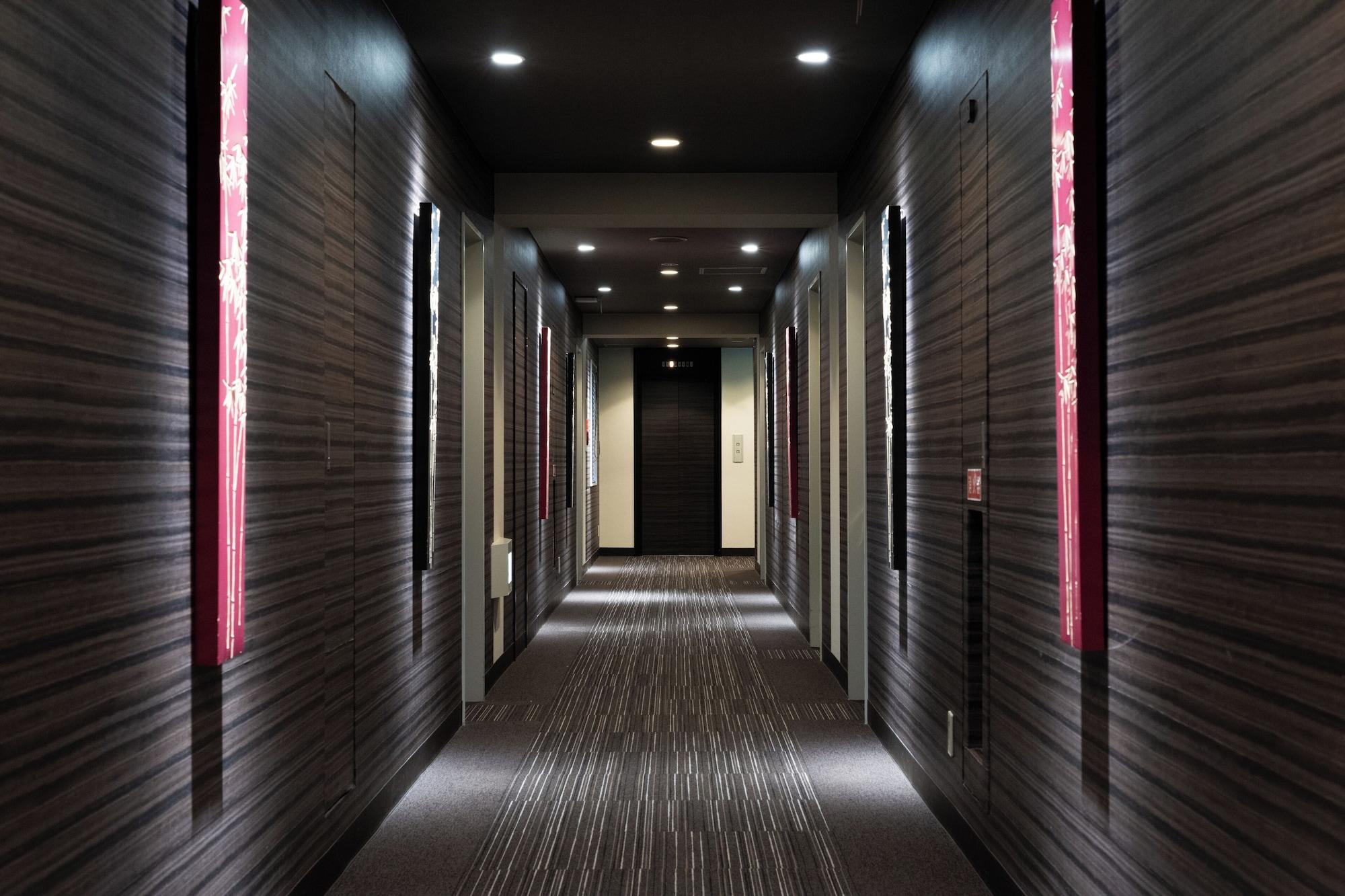 Varios Urvest Hotel Kamata
