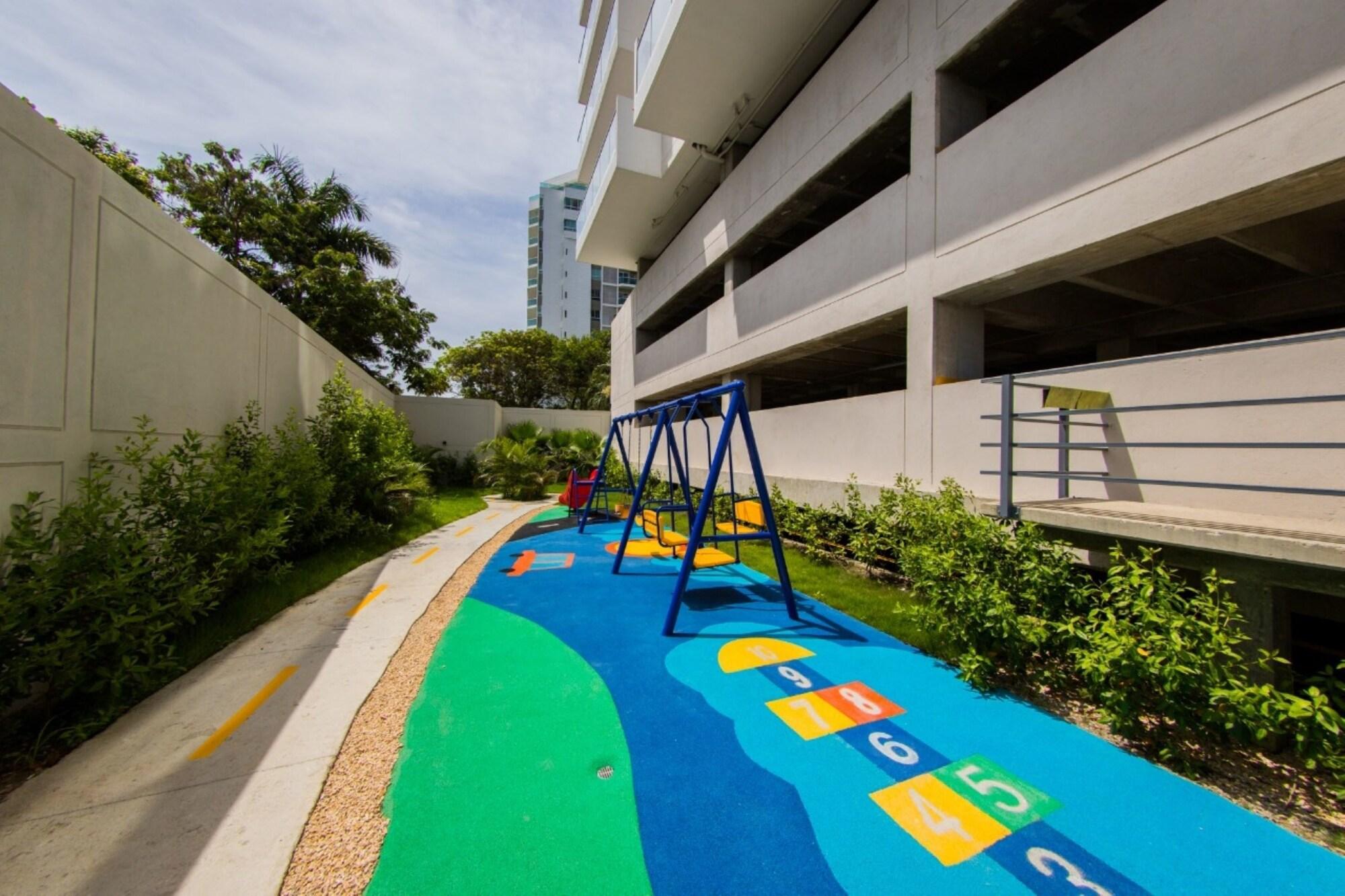 Instalaciones Recreativas Edificio Martinique Delux