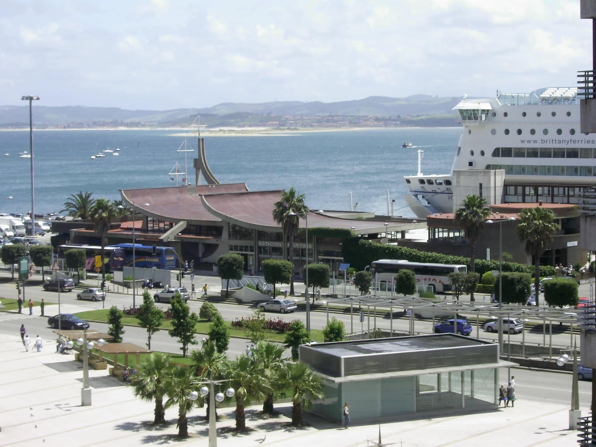 Vista Exterior Abba Santander Hotel