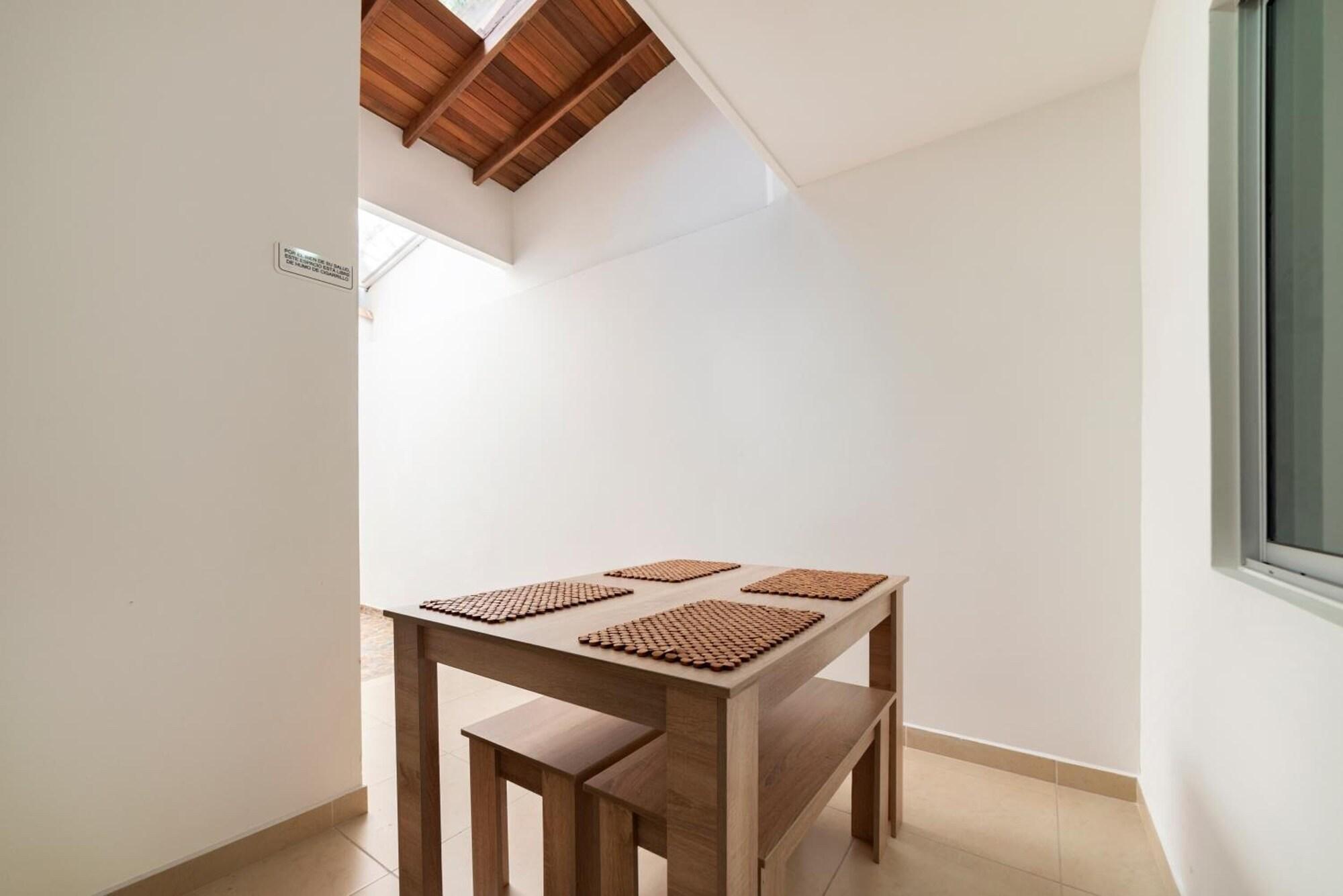 Equipamiento de Habitación Ayenda 1240 Megua