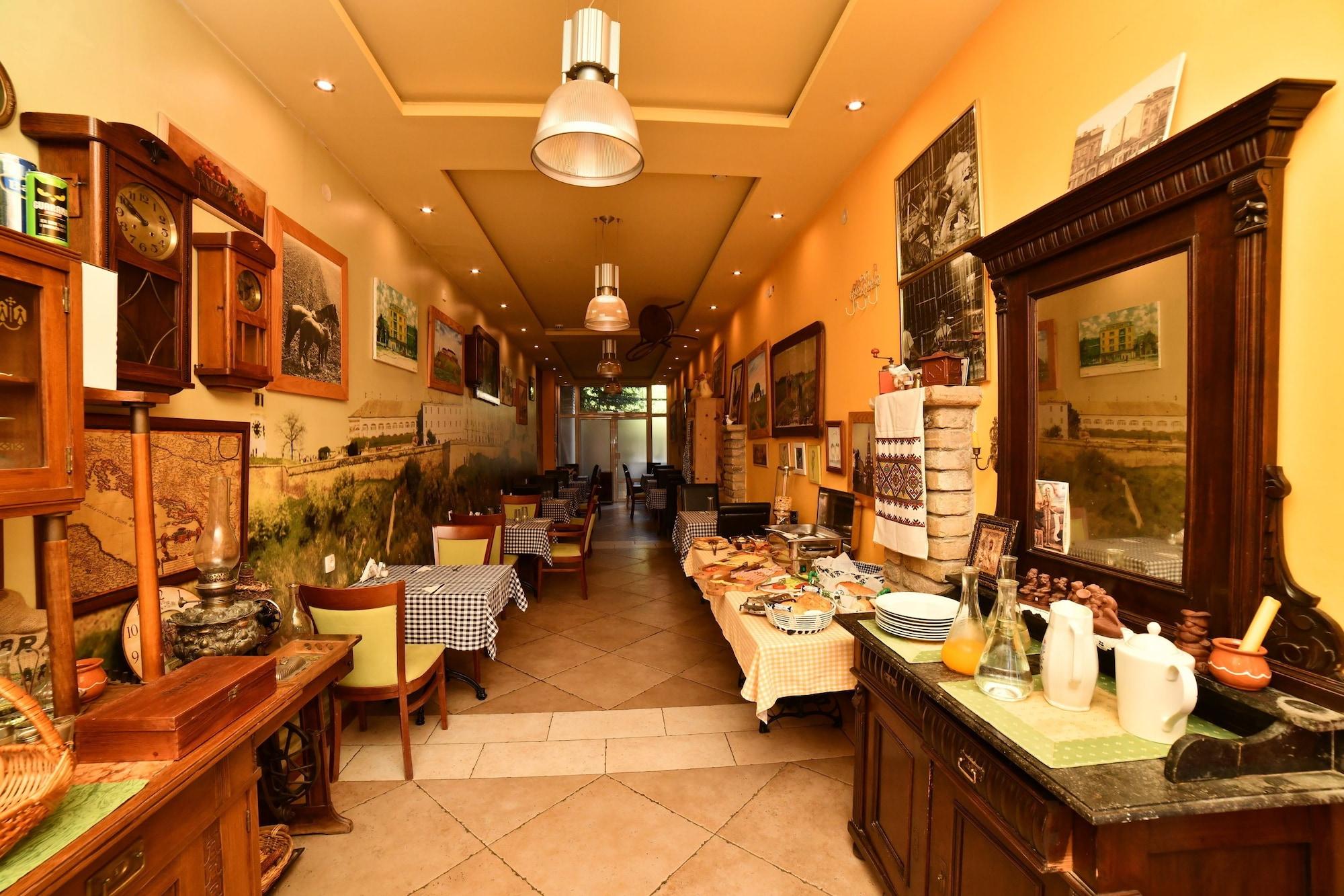 Restaurant Garni Hotel Garson Lux