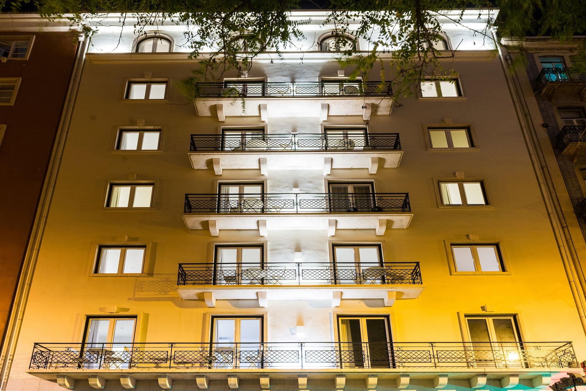 Vista Exterior LX51 Studios & Suites by APT IIN - Lisbon Center