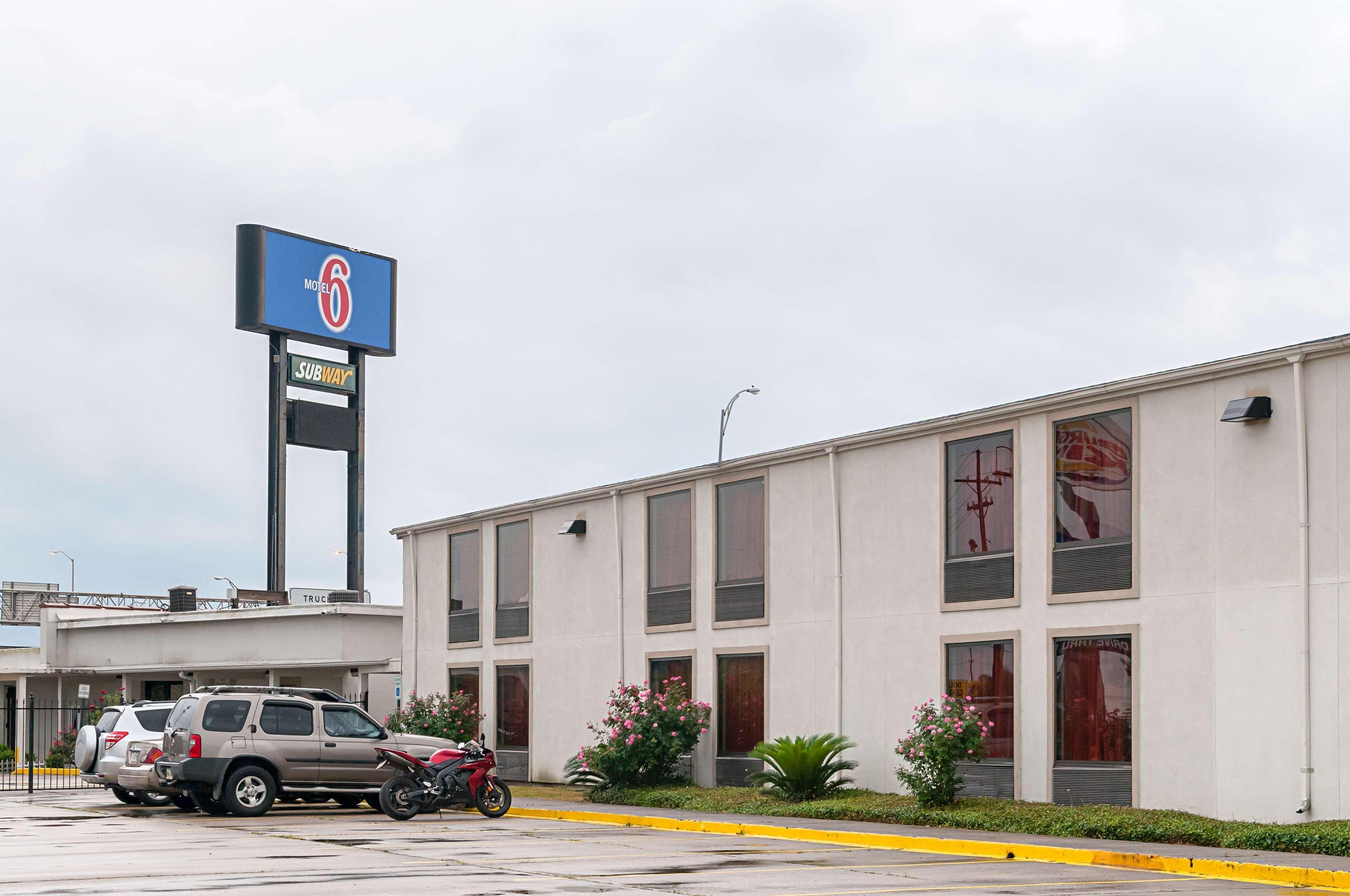 Varios Motel 6 New Orleans, LA - Near Downtown