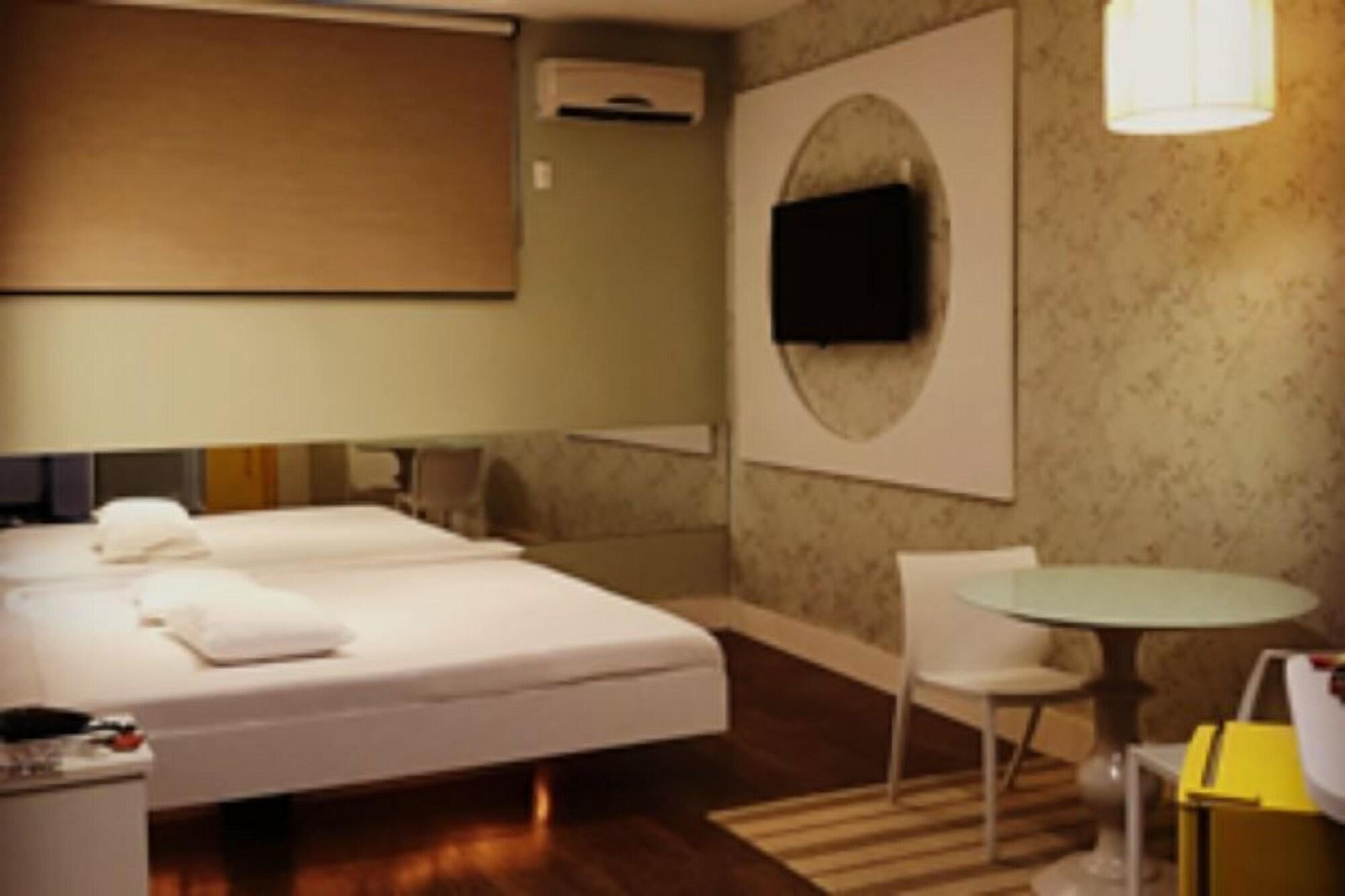 Varios Pousada e Motel Blue Inn