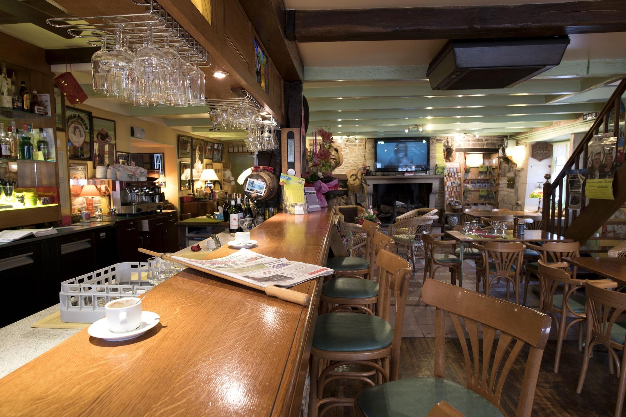 Bar/Salón L'Auberge de la Fontaine