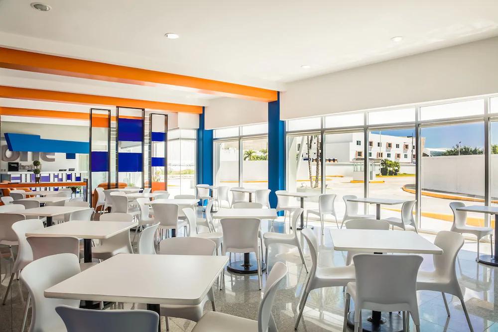 Restaurant one Playa del Carmen Centro