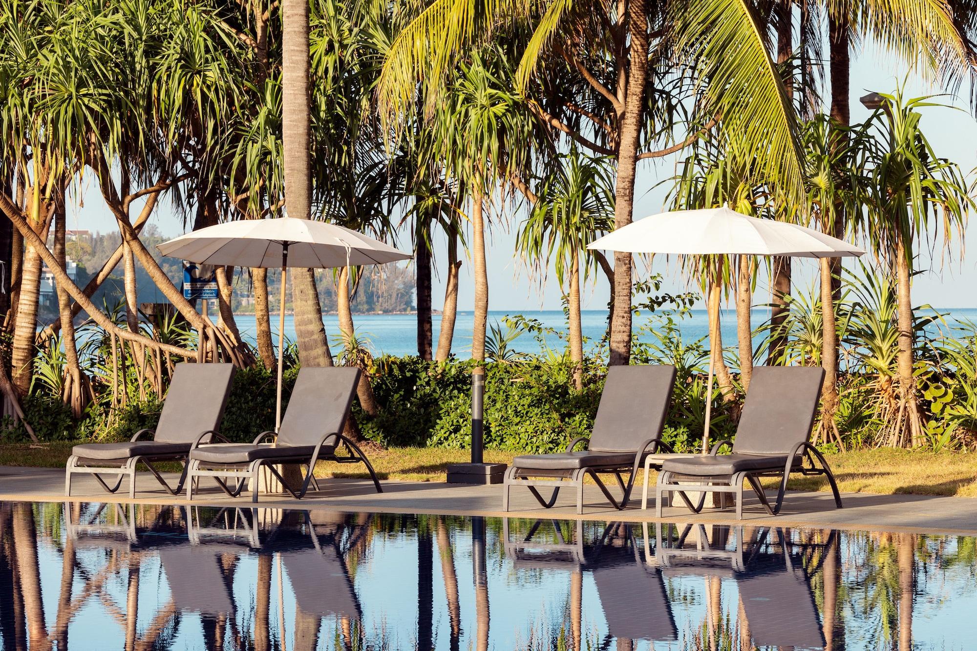 Vista Piscina Kamala Beach Resort, A Sunprime Resort - Adults Only