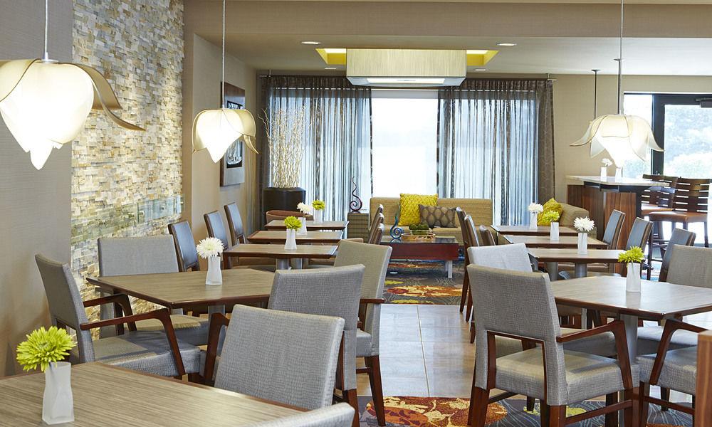 Restaurant Courtyard by Marriott Ithaca Airport/University