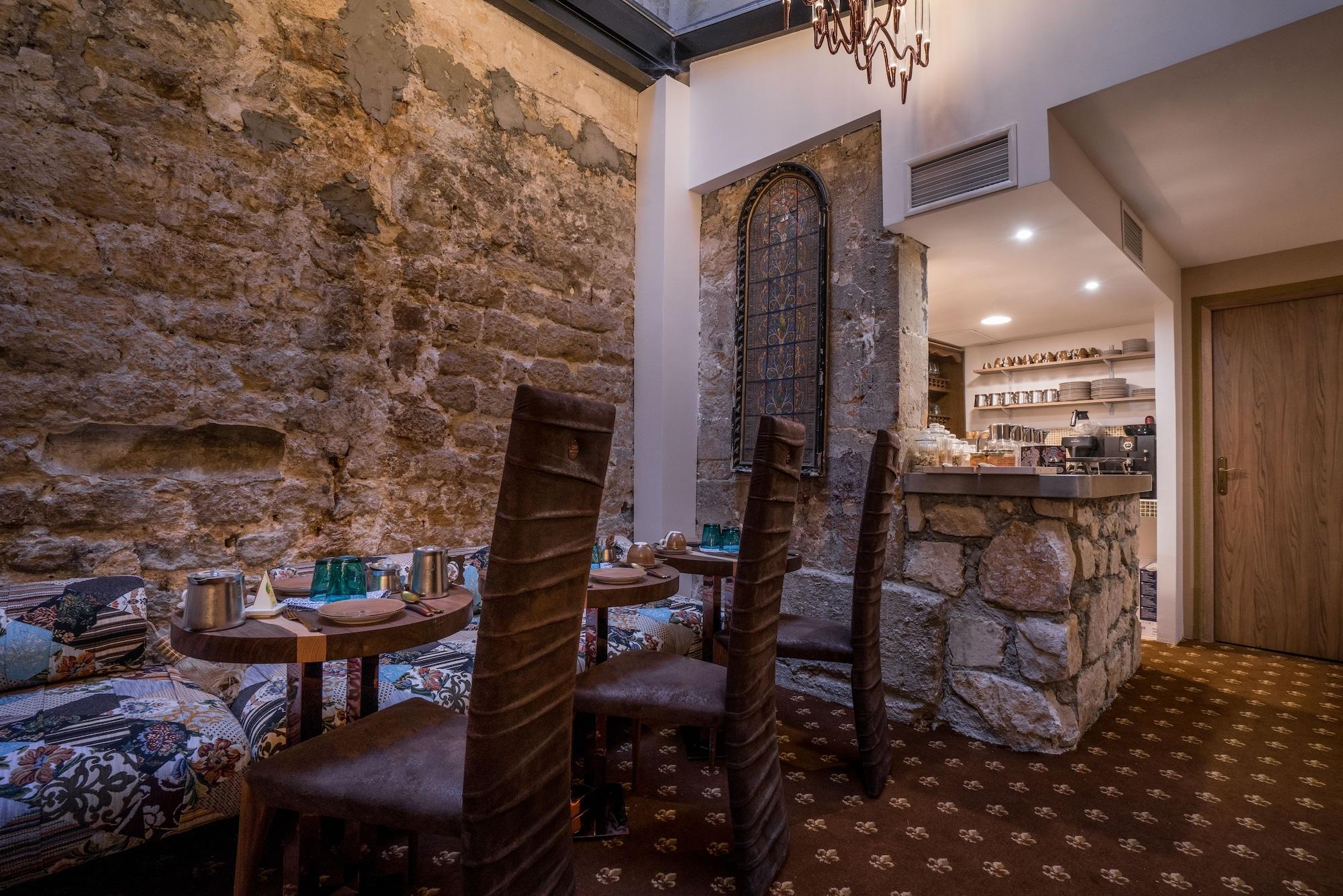 Restaurant Hôtel Le Temple de Jeanne