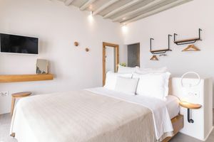 Alquiler Vacacional - Villa Camelia - 3BR - 2 Pools - 2 Jacuzzis - Sea View - Psarou Beach