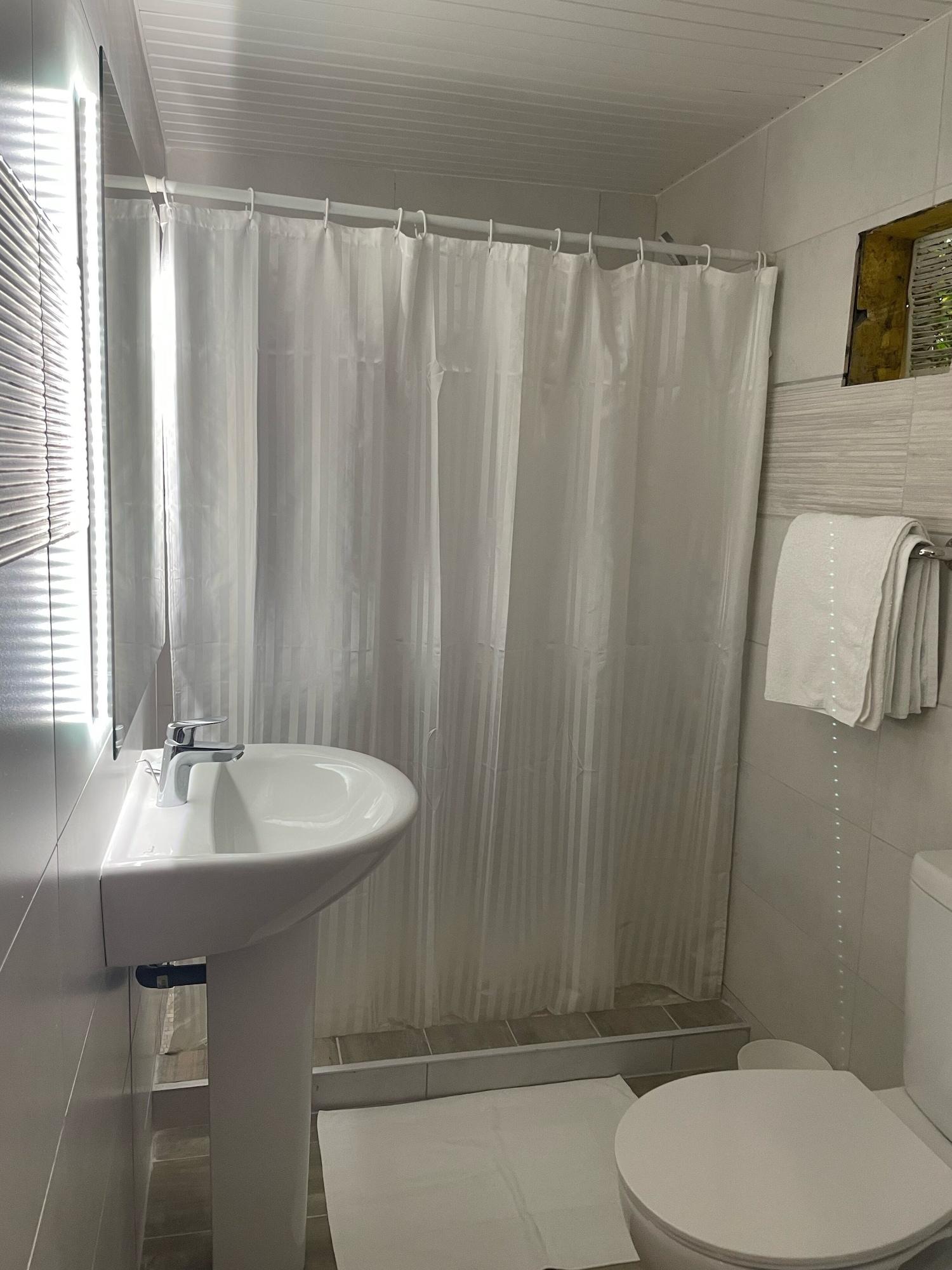 Equipamiento de Habitación Airport Hotel