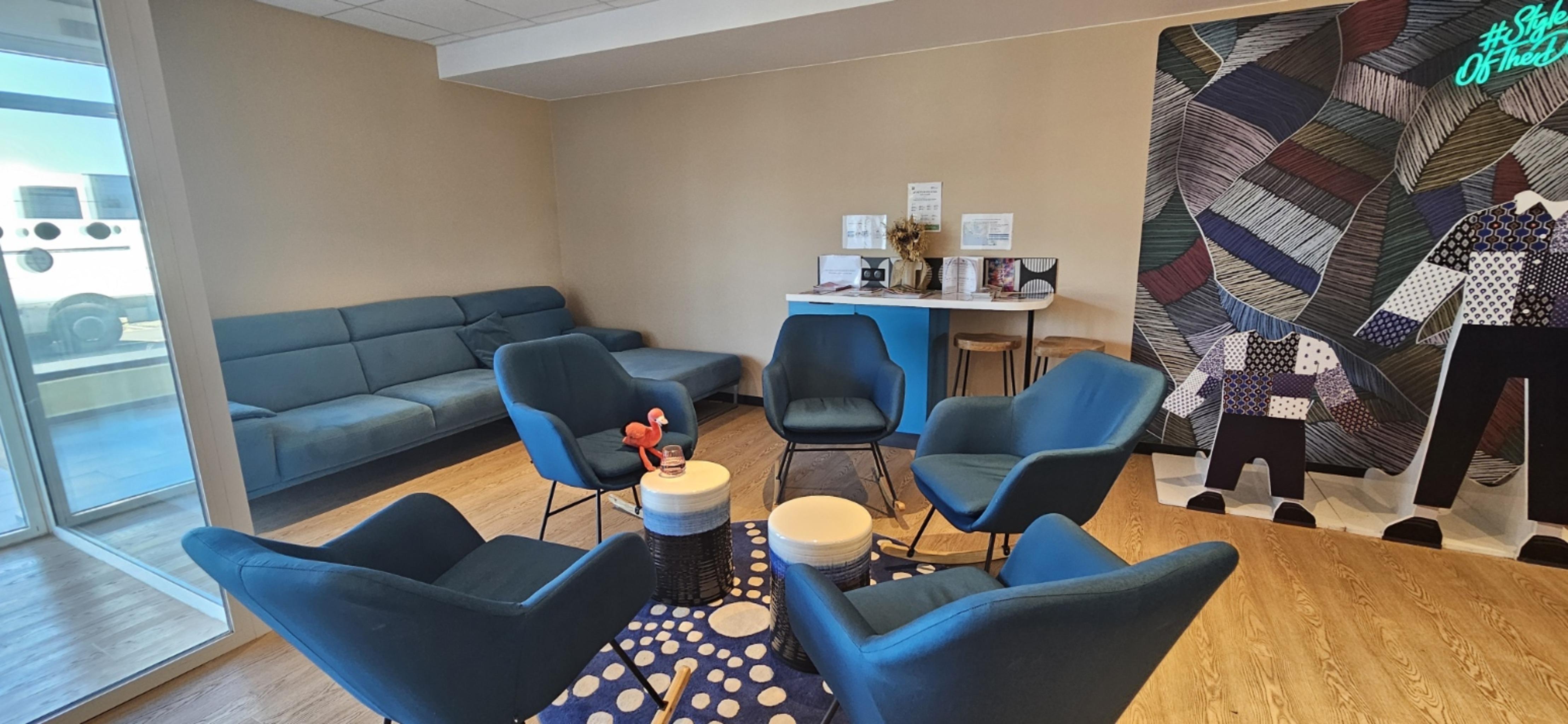 Vista Lobby Ibis Styles Miramas - Provence