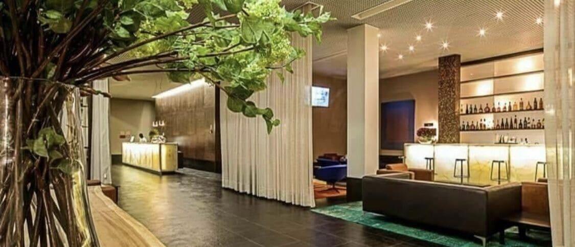 Vista Lobby Executive Hotel Samba