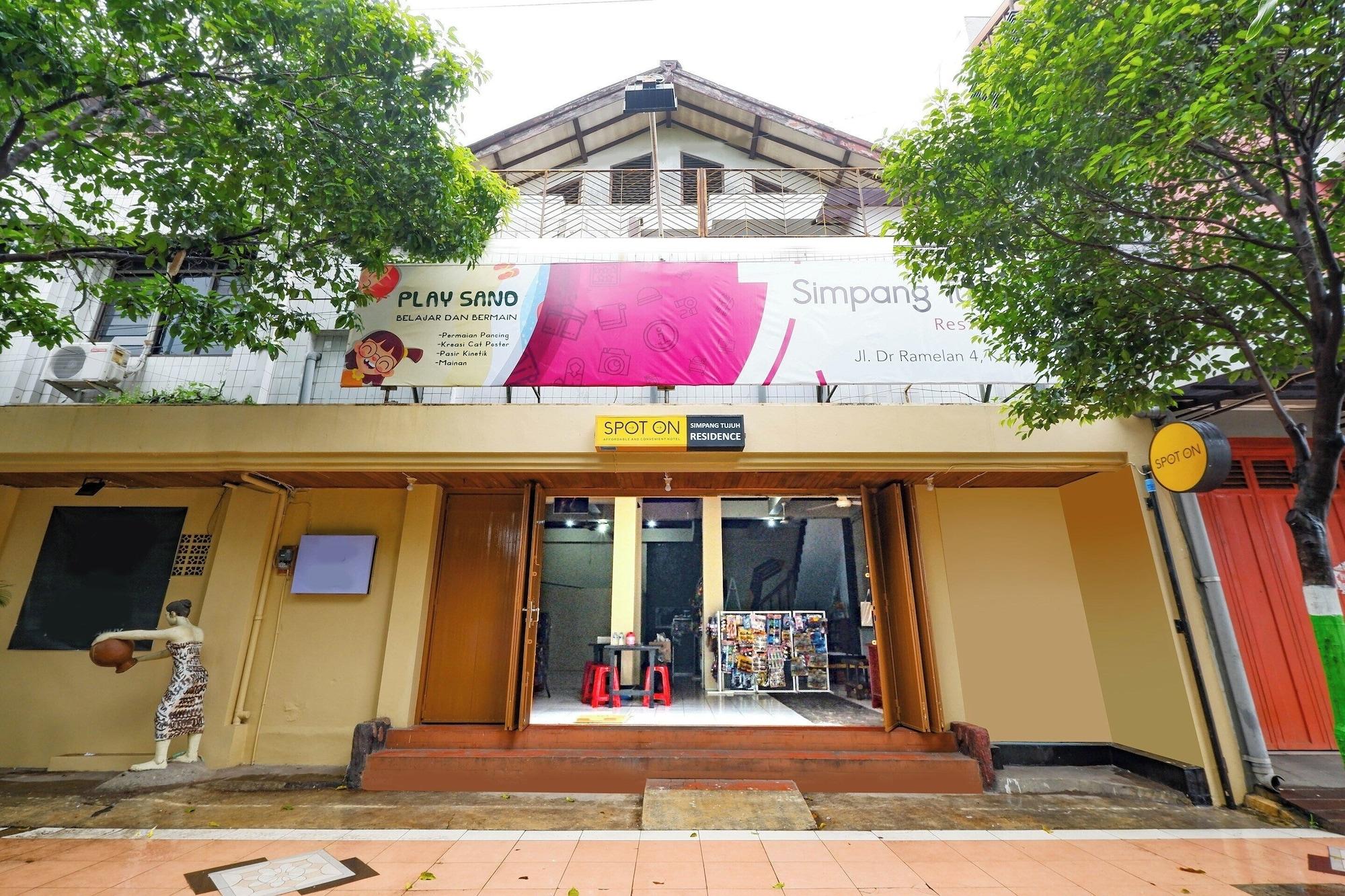 Vista Exterior OYO 2240 Simpang Tujuh Residence