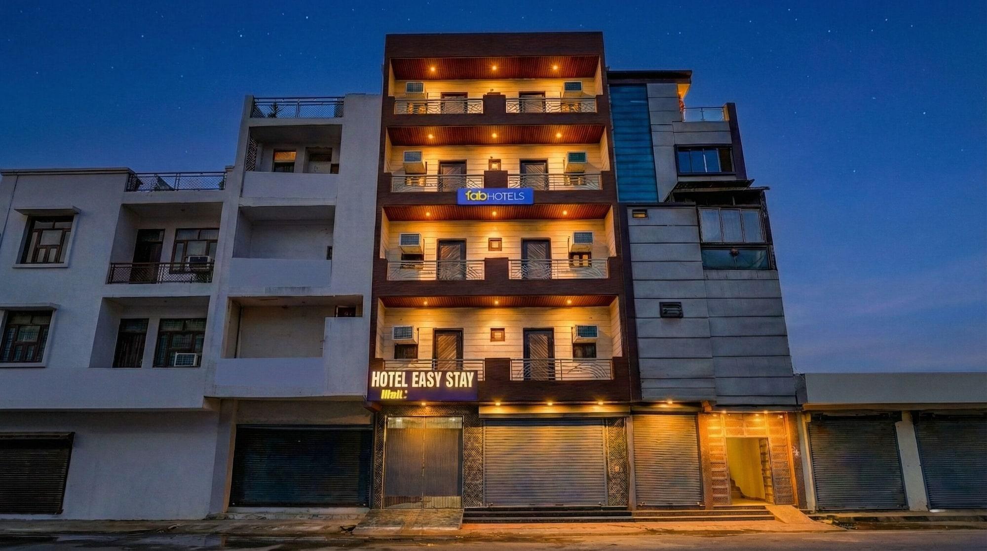 Vista Exterior Via Shahdara Residency